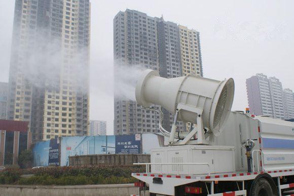 霧霾來(lái)襲，一大批驅(qū)霾神器“抑塵車”上陣